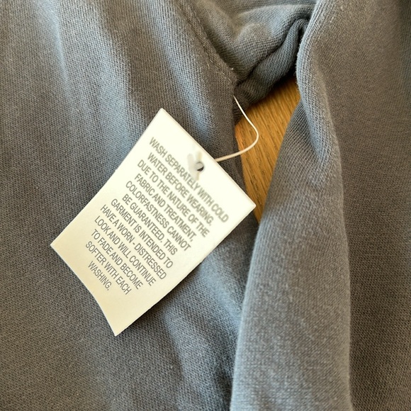 Taylor Swift The Eras Tour Official Merch NWT Large from Indianapolis - Picture 4 of 6